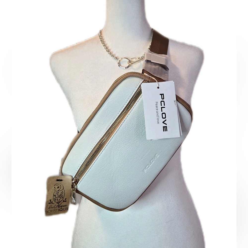 NWT White and Tan Women's Bag
